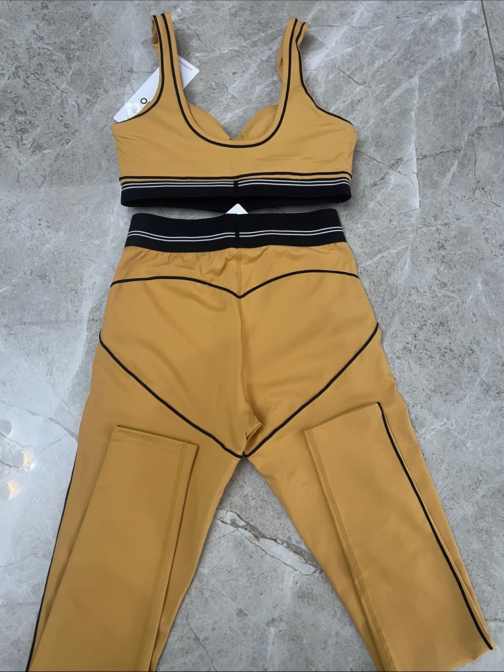 ALO Yoga Mustard High-Waist Capri & Matching Bralette Set - Picture 4 of 5